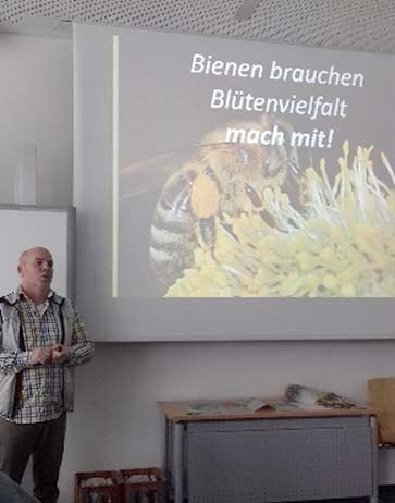 Vortrag Imker Thomas Hans - Bienen brauchen Blütenvielfalt
